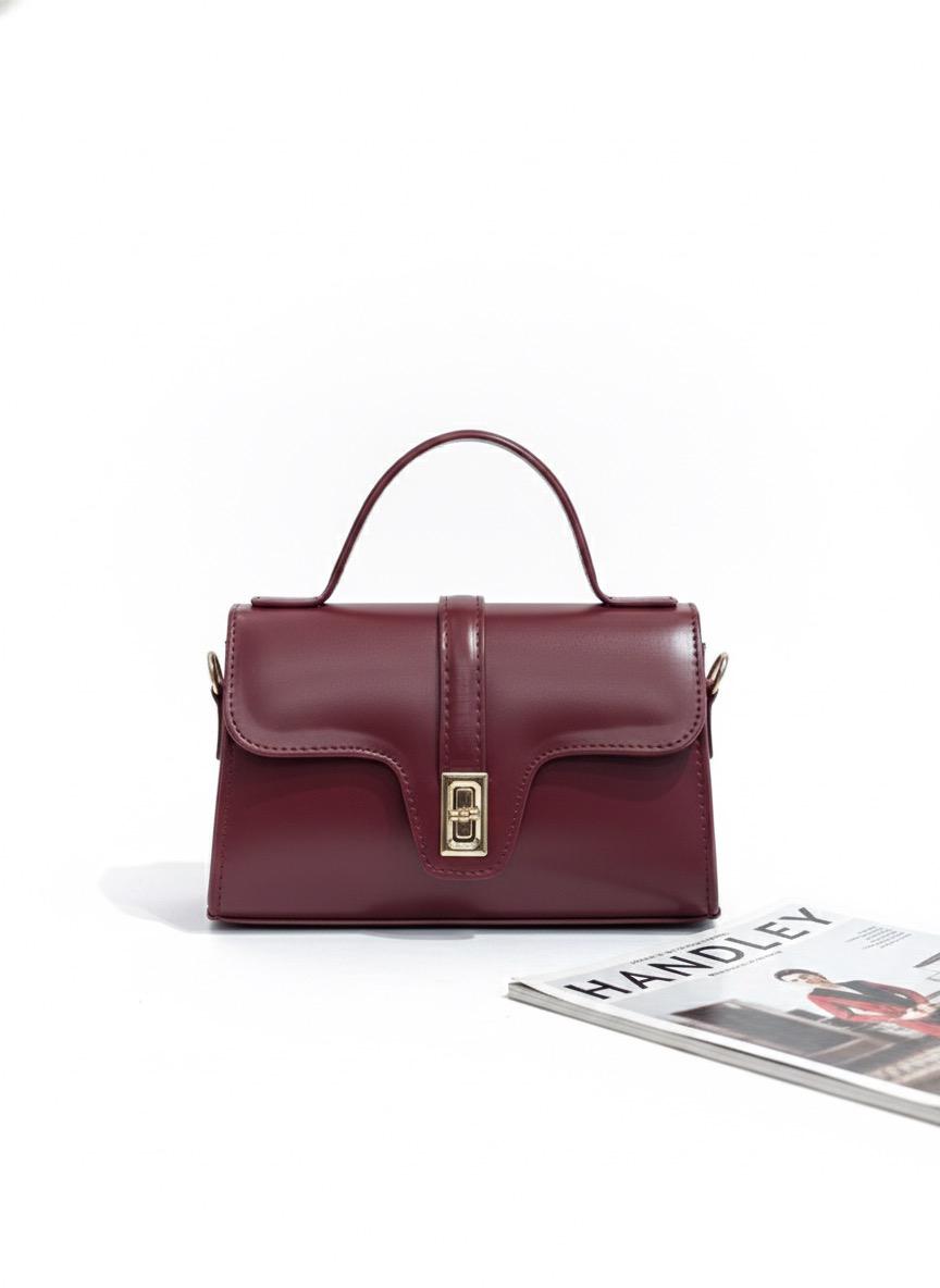 KİLİT DETAYLI ŞIK ÇAPRAZ ASKILI ÇANTA