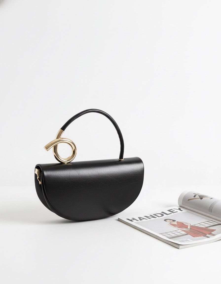 TOKA DETAYLI ŞİŞE  ÇANTA