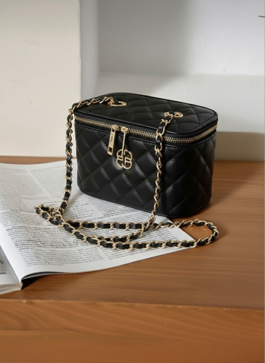 NAKIŞLI ÇAPRAZ ASKILI ÇANTA