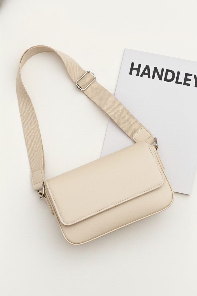 KOLON ASKILI SADE ŞIK TASARIMLI ÇANTA