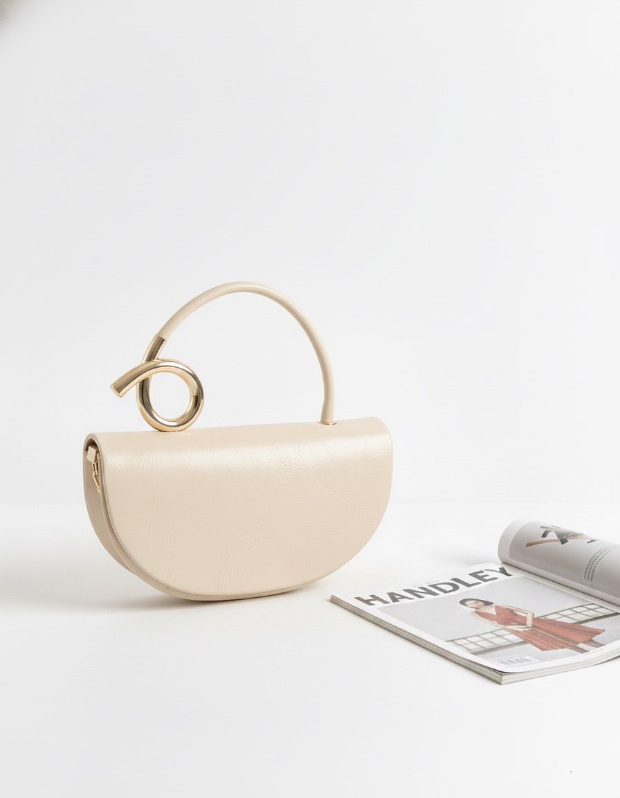 TOKA DETAYLI ŞİŞE  ÇANTA