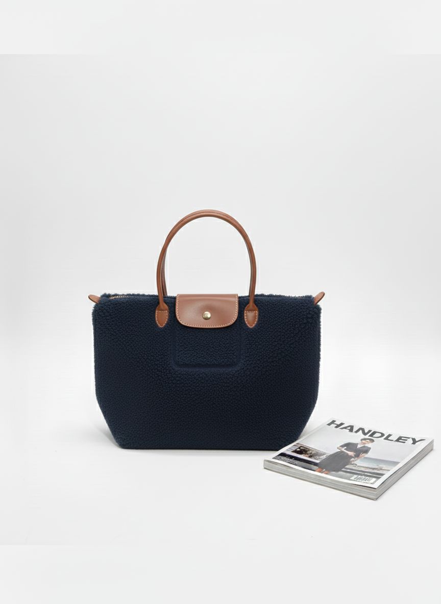 KADIN PELUŞ ÇANTA ŞIK TASARIMLI KALİTELİ