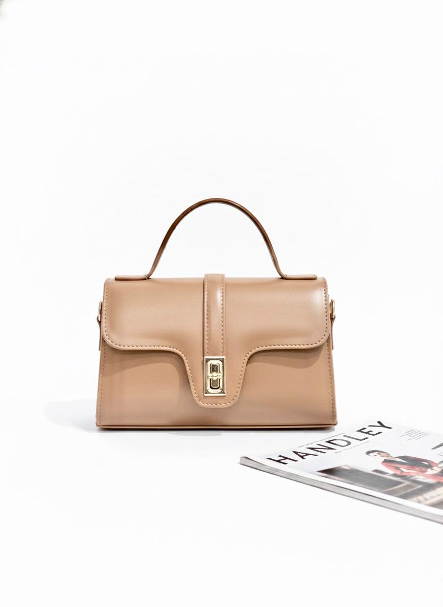 KİLİT DETAYLI ŞIK ÇAPRAZ ASKILI ÇANTA