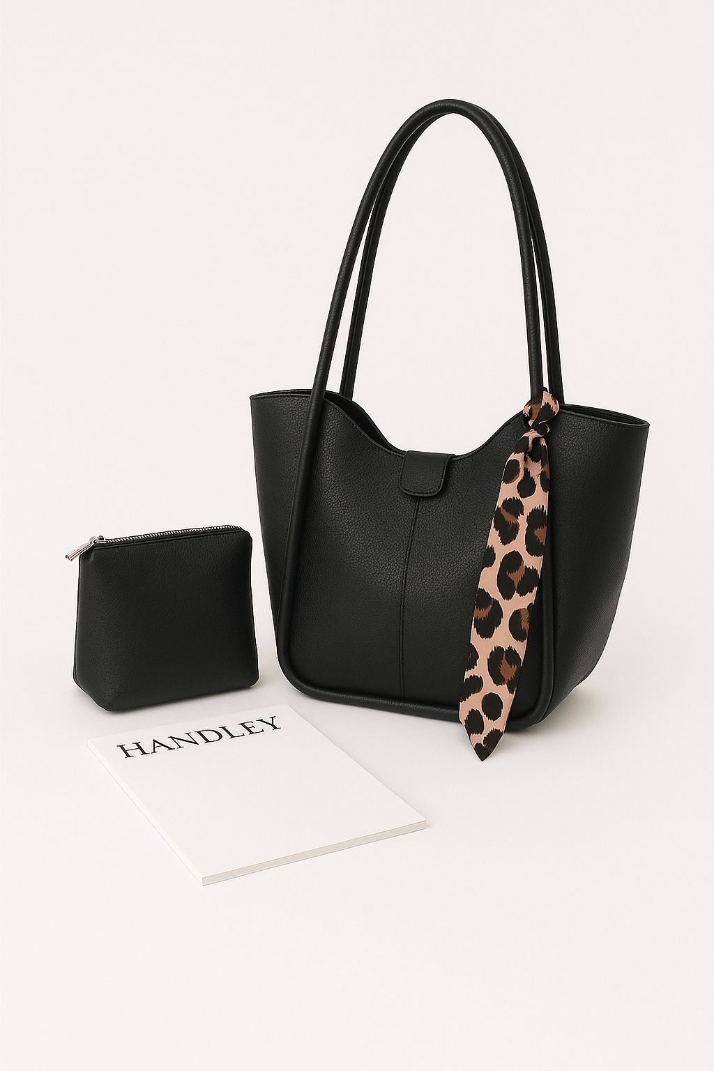 Lüks Omuz Çantası  Fular ve Makyaj Çanta hediyeli