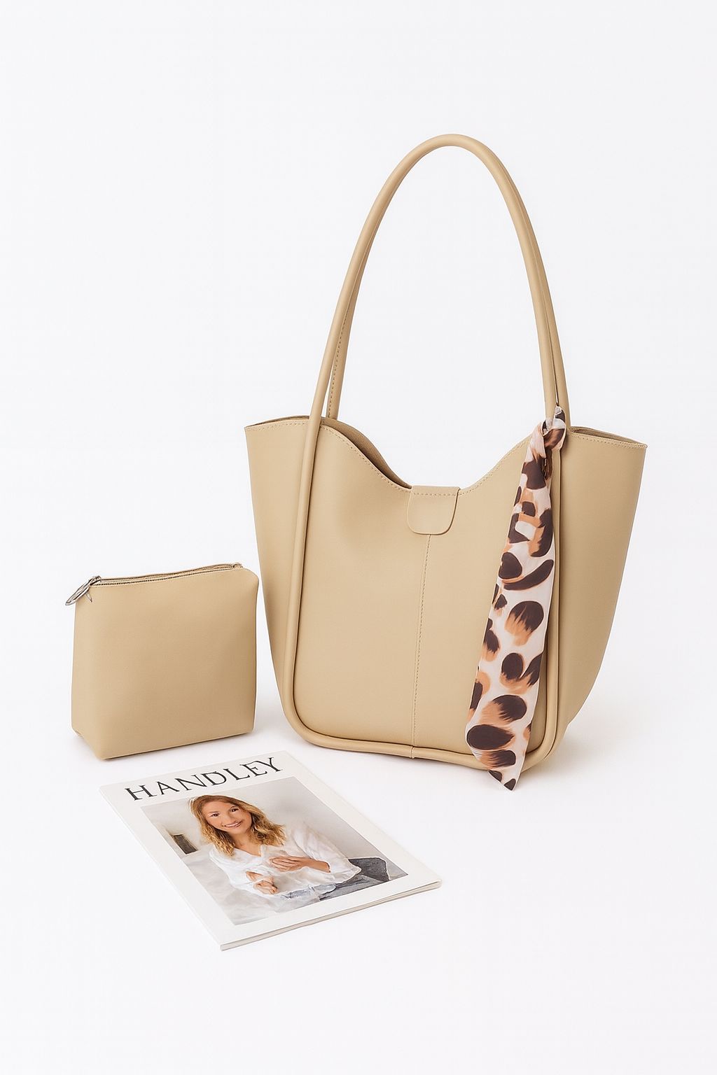 Lüks Omuz Çantası  Fular ve Makyaj Çanta hediyeli