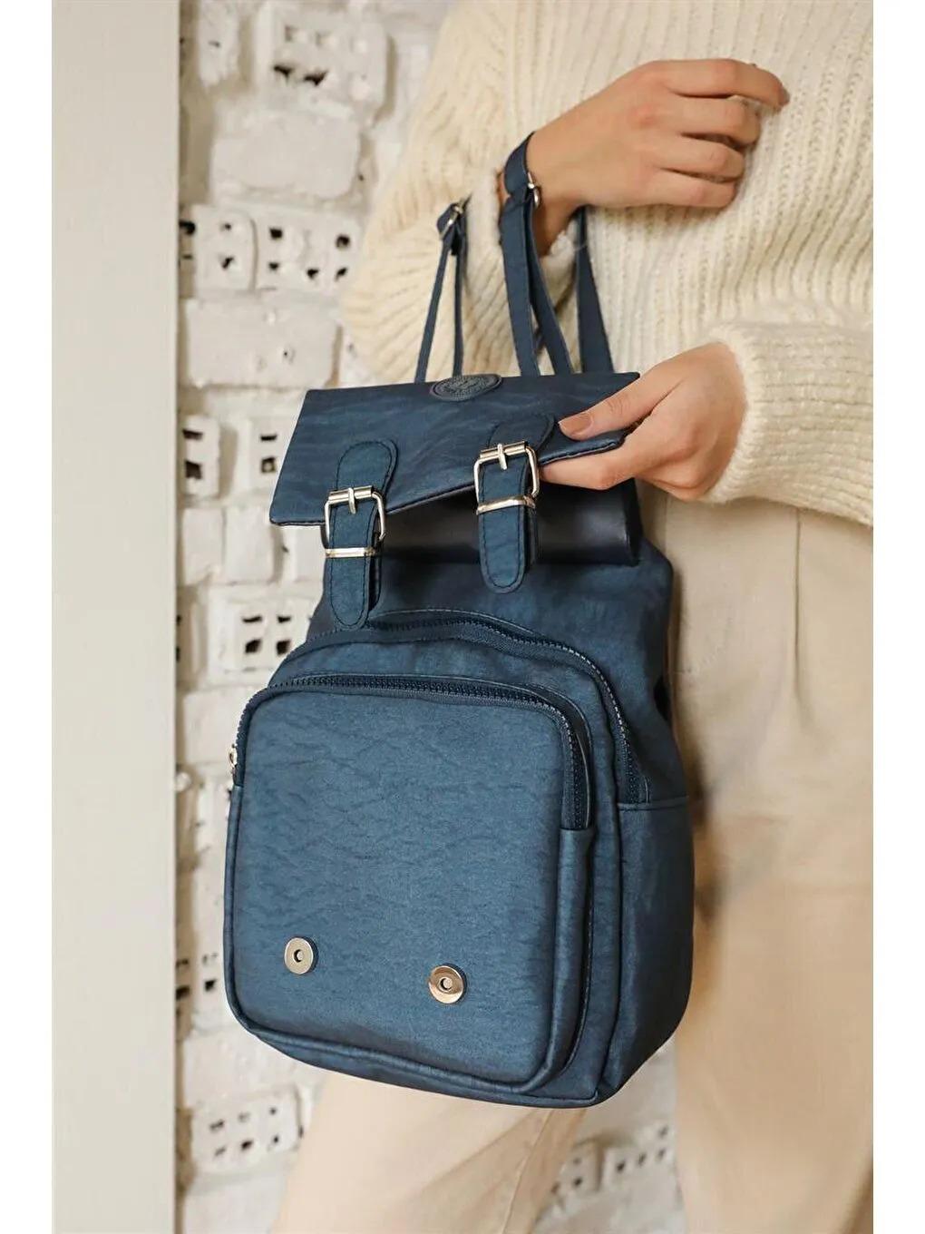 Spor sırt çantası çok gözlü