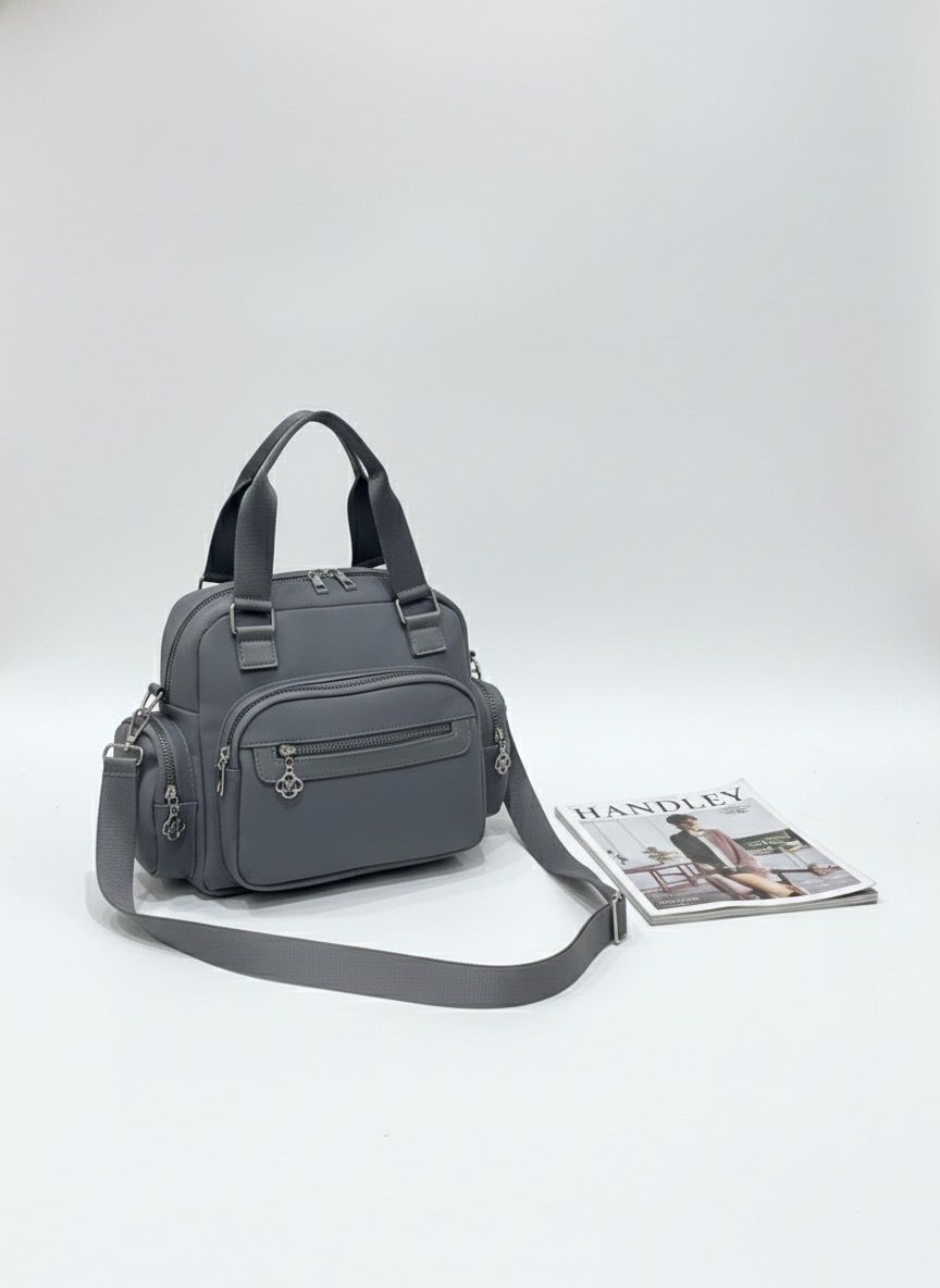 Kadın el ve omuz çantası