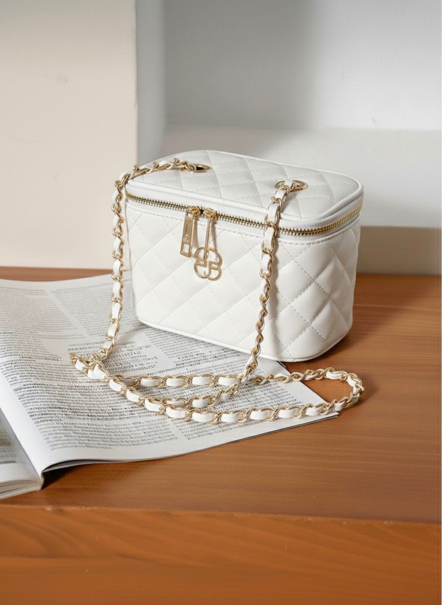 NAKIŞLI ÇAPRAZ ASKILI ÇANTA