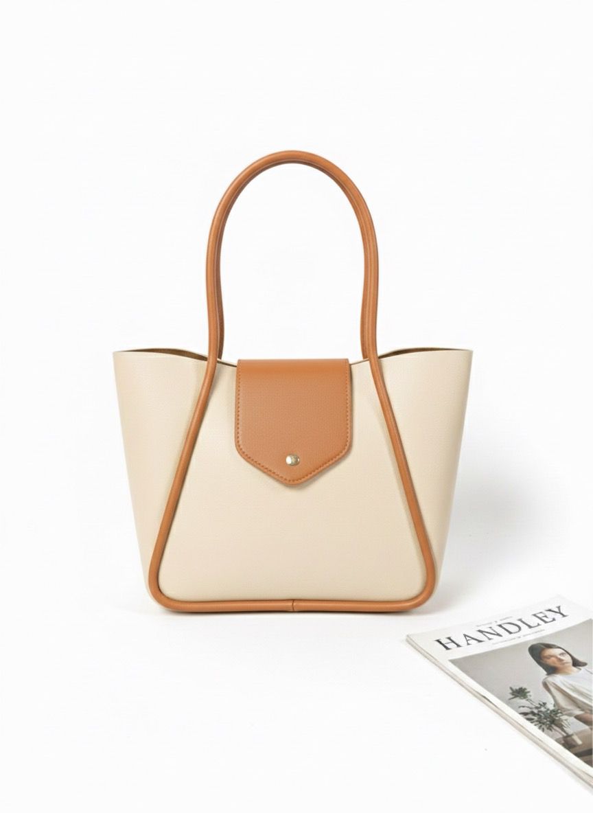 KAPAK DETAYLI ŞIK TASARIMLI ÇANTA