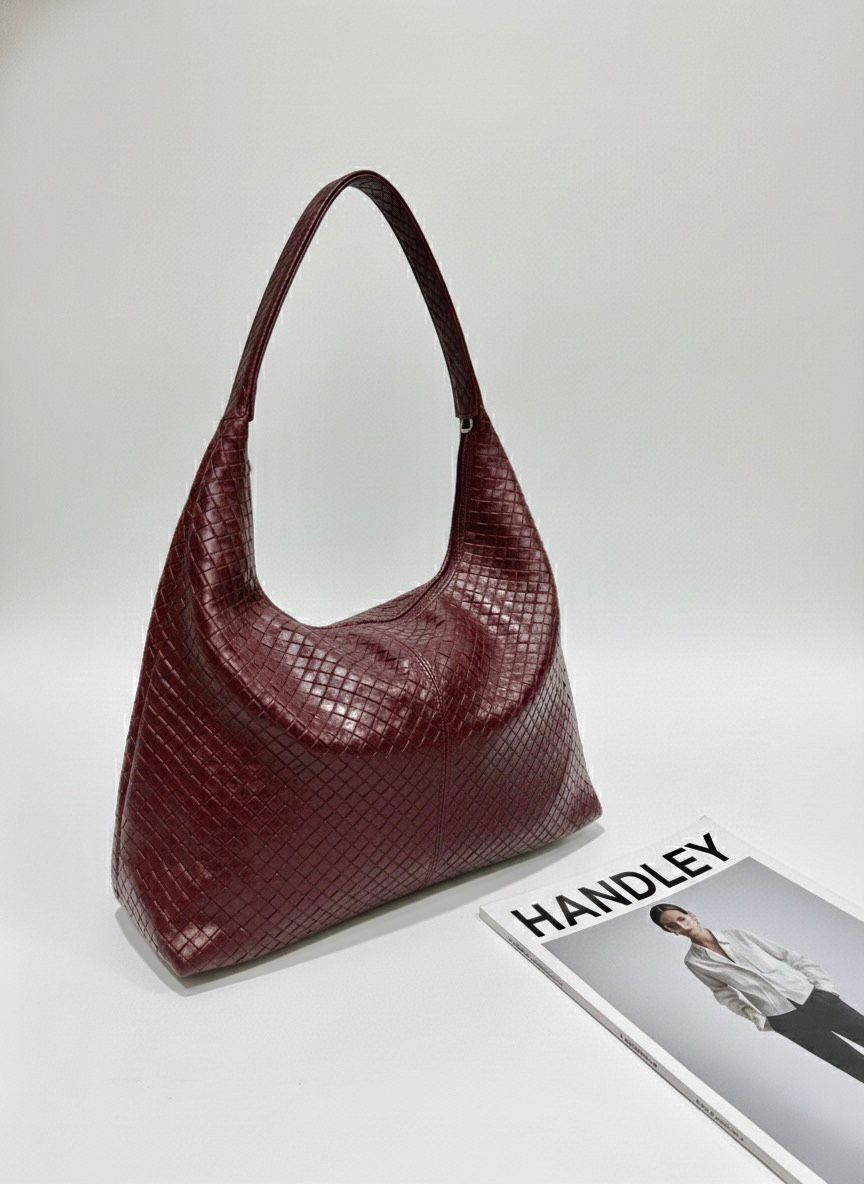 KADIN OMUZDAN ASMALI ÇANTA