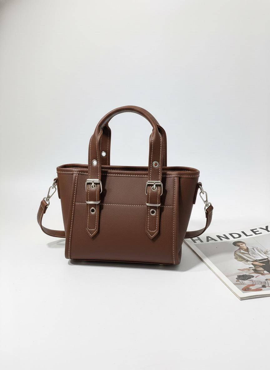 TOKA DETAYLI ŞIK ÇAPRAZ ASKILI ÇANTA